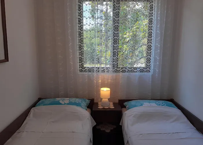 With A Parking Space Malinska, Krk - 19291 Malinska